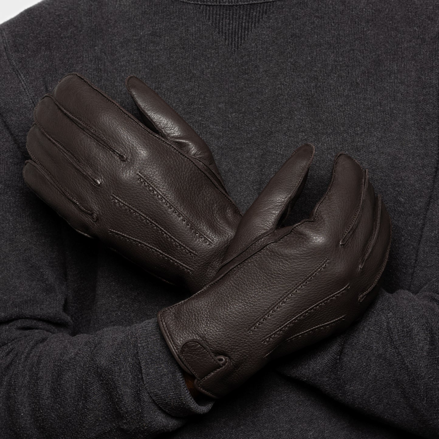 Art. 79 - Men’s Deerskin Gloves with Saddle Stitches