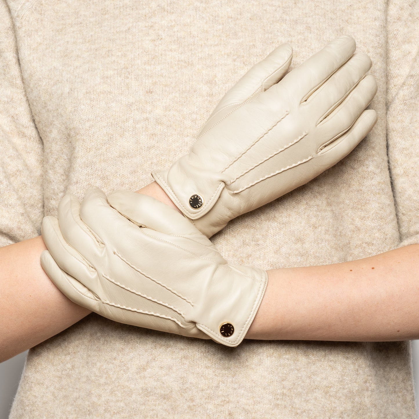 Art. 37 - Women’s Nappa Leather Gloves