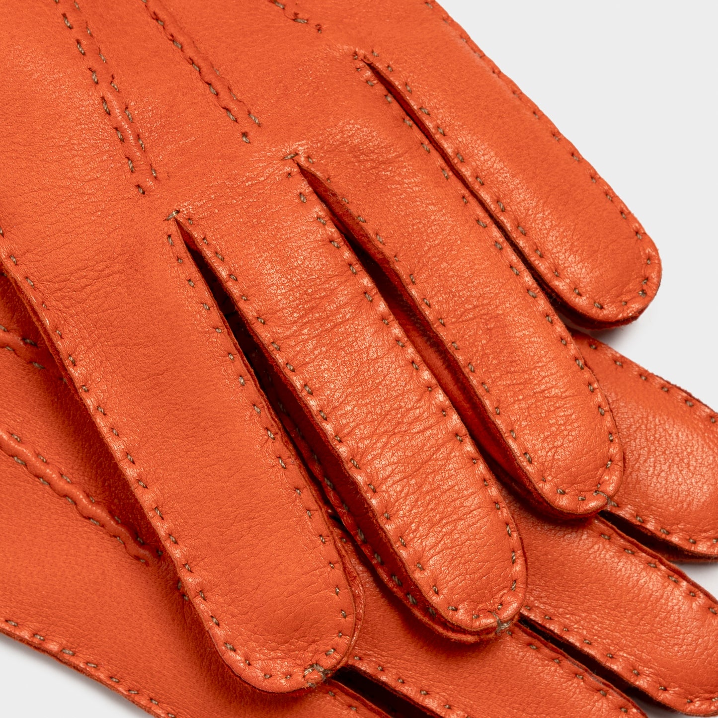 Art. 85 - Woman’s Full-Grain Deerskin Gloves with Lapin Fur